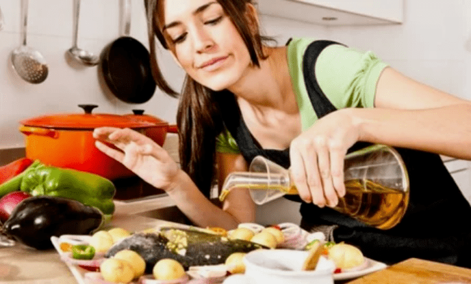 Préparation des plats de régime protéique